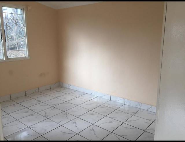 3 BEDROOM HOUSE FOR SALE IN SEA VIEW